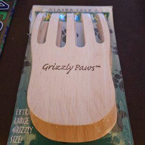 grizzly paws wooden Alaska jacks' pasta salad servers